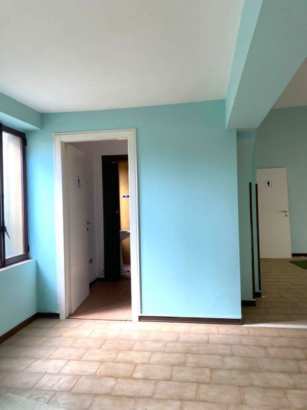 Negozi in Affitto a Ghedi