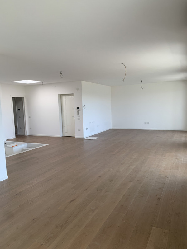 ALANYA
ATTICO - unità residenziale indipendente posta la piano terzo con sviluppo sull'intero pia...