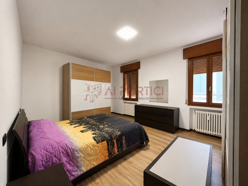 PIOVE DI SACCO centro storico – APPARTAMENTO arredato solo di cucina + tavolo/sedie situato nel C...