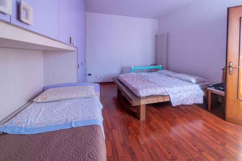 PIOVE DI SACCO – CASA SINGOLA ARREDATA con circa 350 mq di scoperto, libera dal 01/01/2026. Dispo...