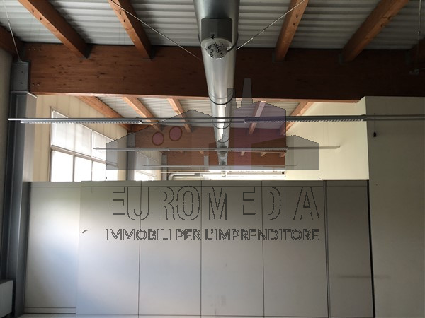 VICENZA: Rif. 1458 - D - ANTONIO - Per info 338.4892021 – EUROMEDIA propone in zona commerciale –...
