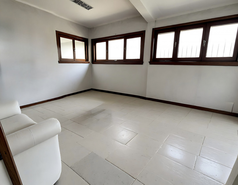 (Per INFO Cristina 3389226442) Ad Albignasego, in zona Ferri, comodo all'uscita della tangenziale...