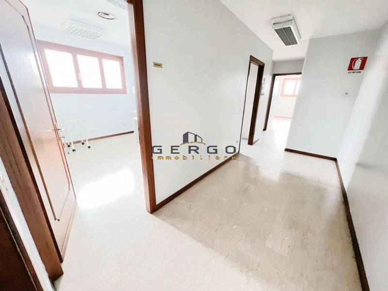 (Per INFO Cristina 3389226442) Ad Albignasego, in zona Ferri, comodo all'uscita della tangenziale...