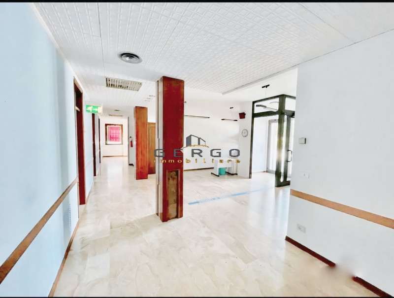 (Per INFO Cristina 3389226442) Ad Albignasego, in zona Ferri, comodo all'uscita della tangenziale...