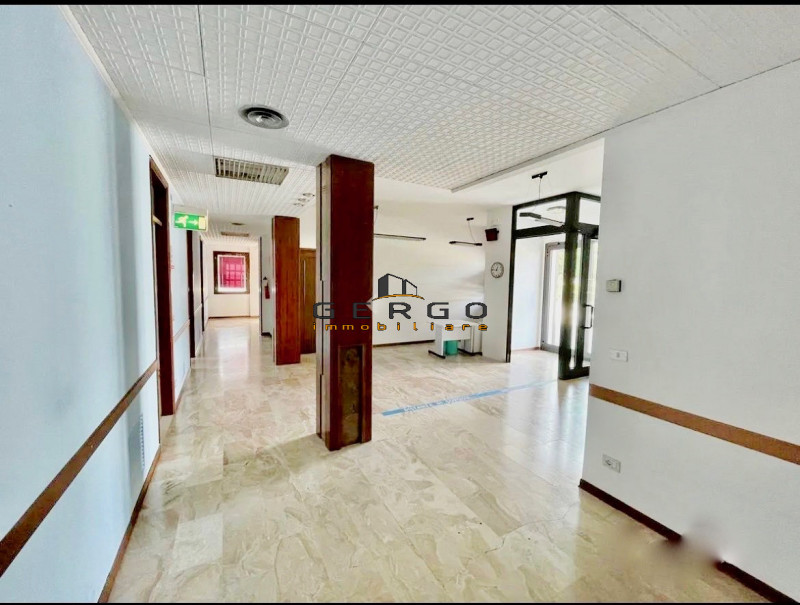 (Per INFO Cristina 3389226442) Ad Albignasego, in zona Ferri, comodo all'uscita della tangenziale...