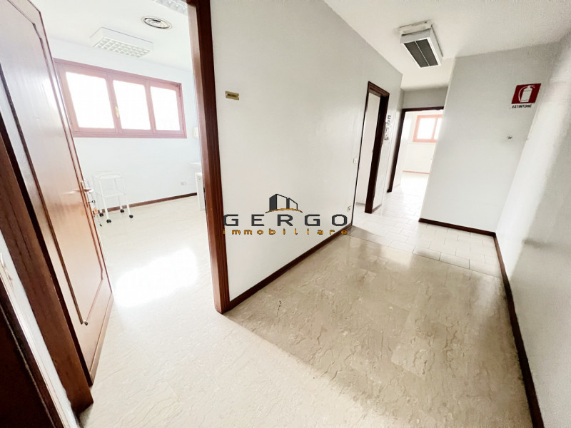 (Per INFO Cristina 3389226442) Ad Albignasego, in zona Ferri, comodo all'uscita della tangenziale...