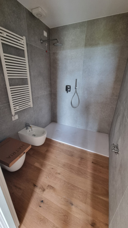 Abano Terme A due passi dalla zona pedonale di Abano Terme, proponiamo appartamento su palazzina ...