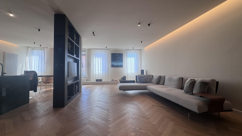 Nel cuore del centro storico di Monselice, ai piedi del Castello e all’ombra della Torre, proponi...