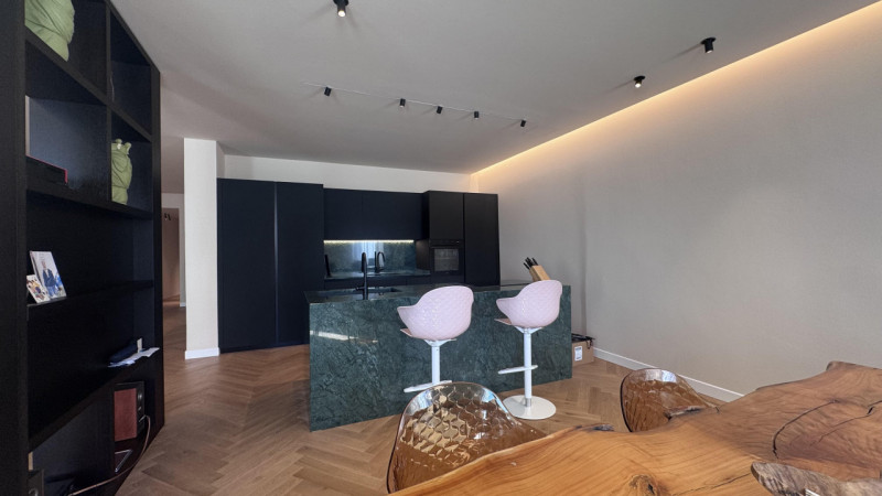 Nel cuore del centro storico di Monselice, ai piedi del Castello e all’ombra della Torre, proponi...