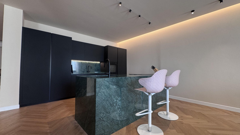 Nel cuore del centro storico di Monselice, ai piedi del Castello e all’ombra della Torre, proponi...