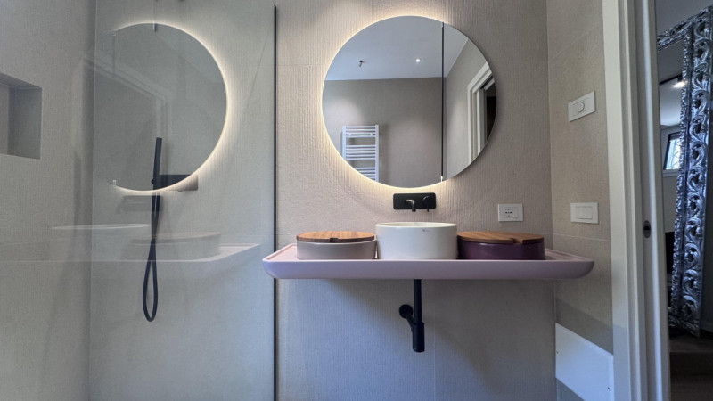 Nel cuore del centro storico di Monselice, ai piedi del Castello e all’ombra della Torre, proponi...