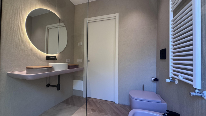 Nel cuore del centro storico di Monselice, ai piedi del Castello e all’ombra della Torre, proponi...