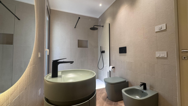 Nel cuore del centro storico di Monselice, ai piedi del Castello e all’ombra della Torre, proponi...