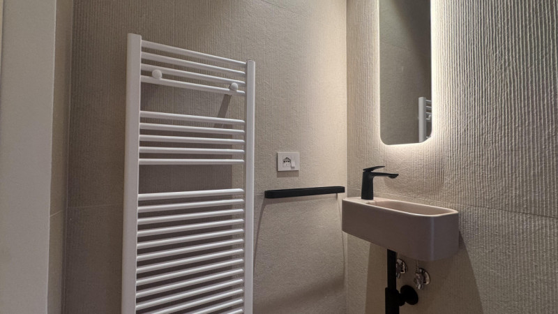 Nel cuore del centro storico di Monselice, ai piedi del Castello e all’ombra della Torre, proponi...