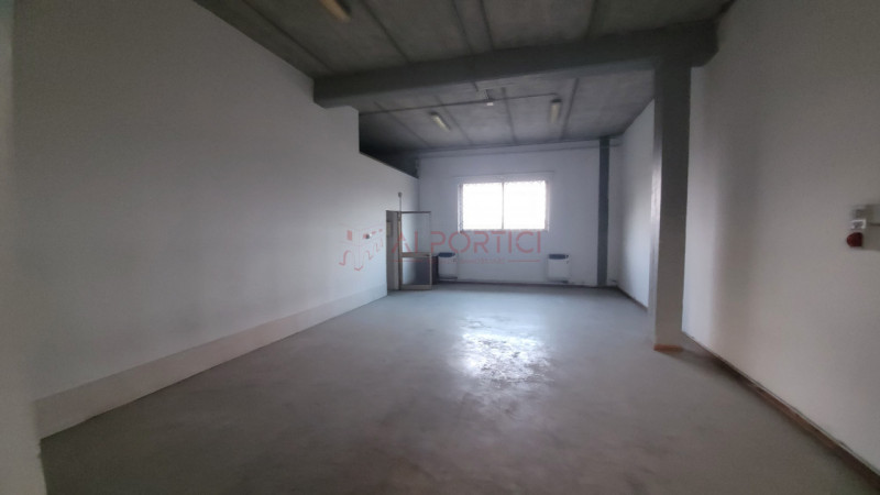 Comune di PIOVE DI SACCO – Porzione di CAPANNONE ad uso MAGAZZINO di mq.274 calpestabili con area...