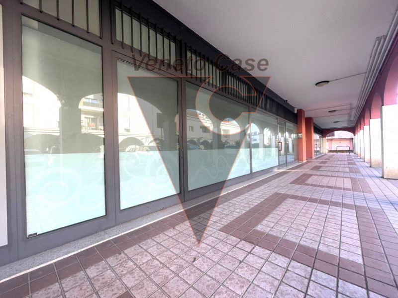 Saonara Affitto Negozio