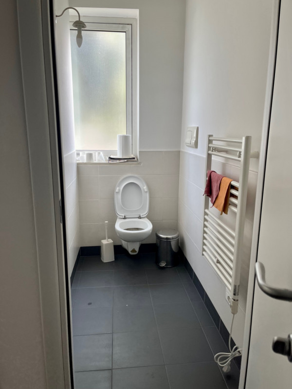 CAPANNONE A CAMPODARSEGO DI 400MQ H 10MT CON piccolo angolo ufficio, impianto elettrico a norma, ...