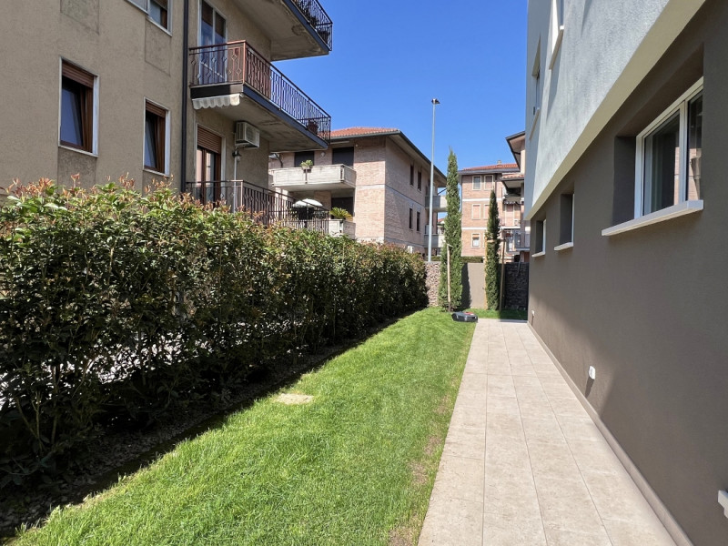 OTTIMO TRICAMERE CON GARAGE IN CONTESTO TRIFAMILIARE A VICENZA OVEST, SANTA BERTILLA– CLASSE "A" ...