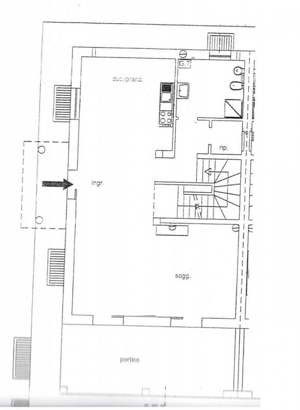 Ad Arcade (TV), proponiamo in vendita porzione di bifamiliare al grezzo, disposta su tre livelli....