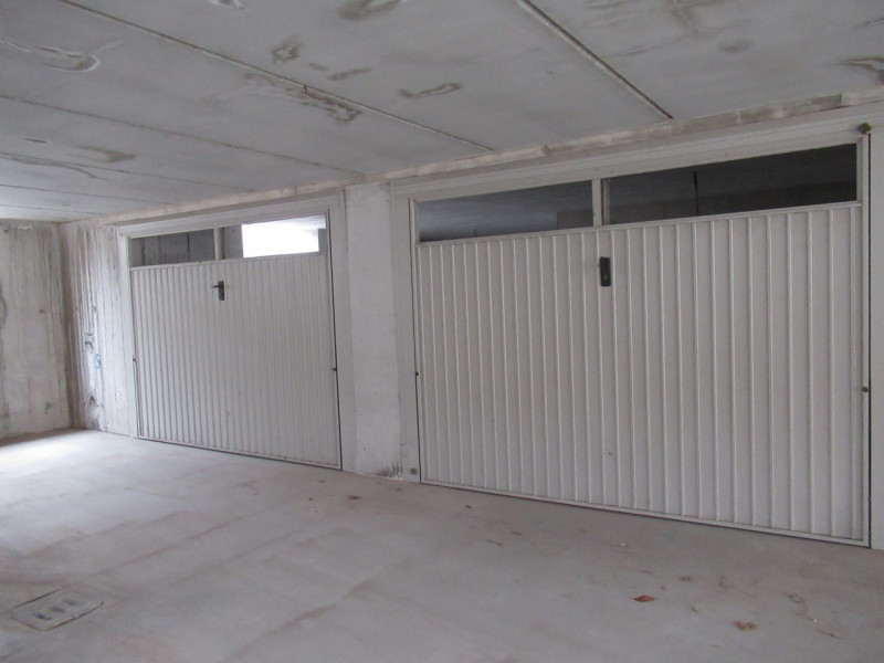 Ad Arcade (TV), proponiamo in vendita porzione di bifamiliare al grezzo, disposta su tre livelli....