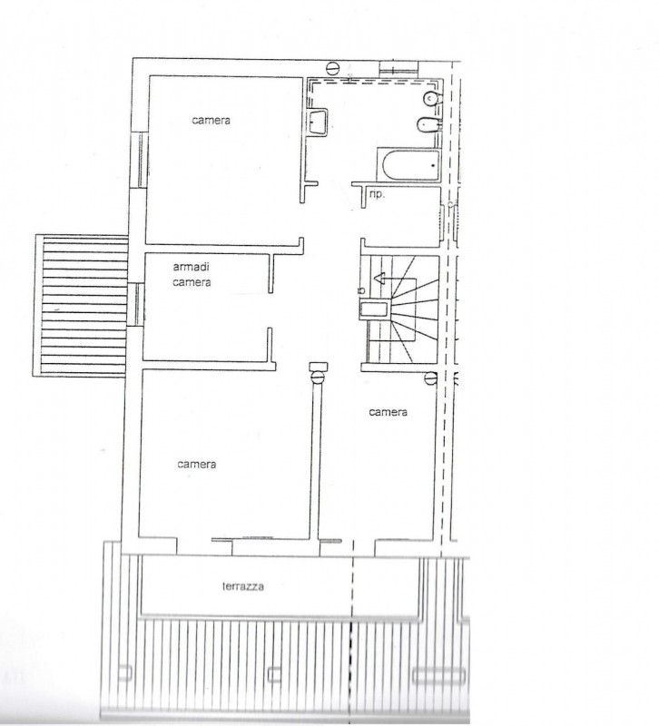 Ad Arcade (TV), proponiamo in vendita porzione di bifamiliare al grezzo, disposta su tre livelli....