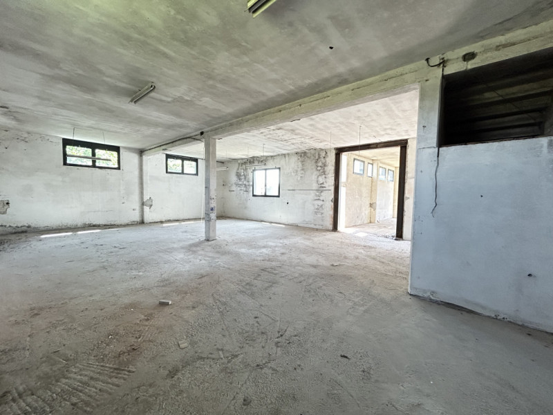 Grisignano di Zocco – Capannone/laboratorio in posizione strategica

Nel cuore del Comune di Gris...