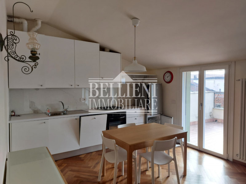 CENTRO STORICO: Introvabile ultimo piano con terrazze abitabili in centro storico. Attico al quin...