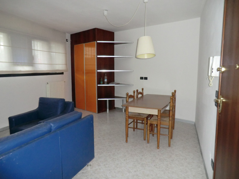 Rubano, a breve distanza dal Supermercato Alì di Viale Europa, miniappartamento completamente arr...