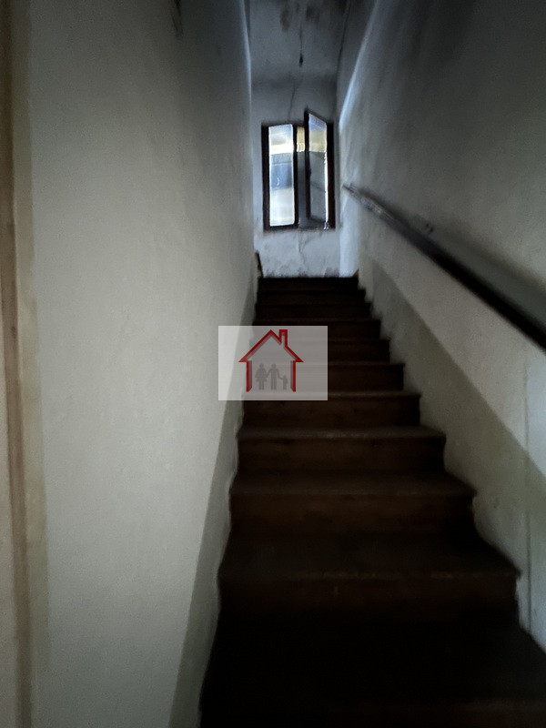 Rif.: PS045 Per Informazioni Paolo 3488545745
Susegana (TV)
L'agenzia Immobiliare Luxor propone i...