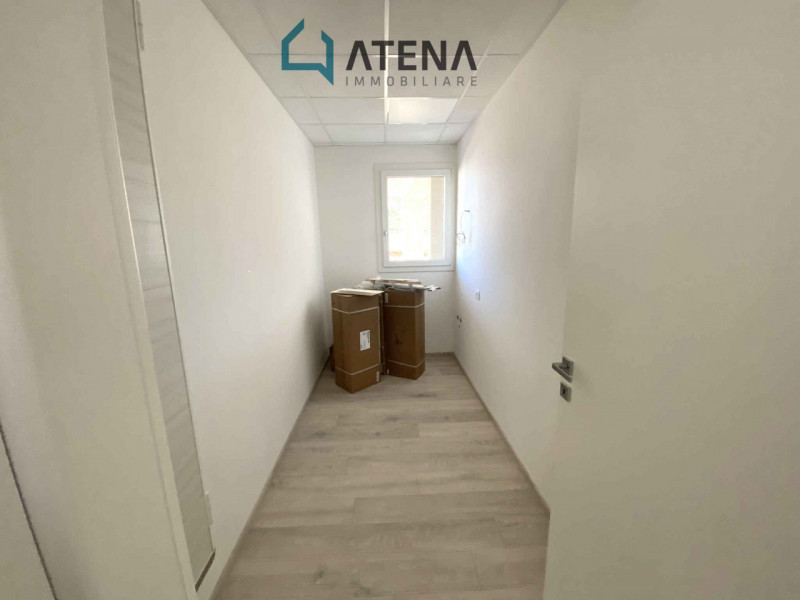 RIF: 23617
PADOVA - SANT'IGNAZIO

ufficio/studio in affitto in quartiere sant'Ignazio

Sei un lib...