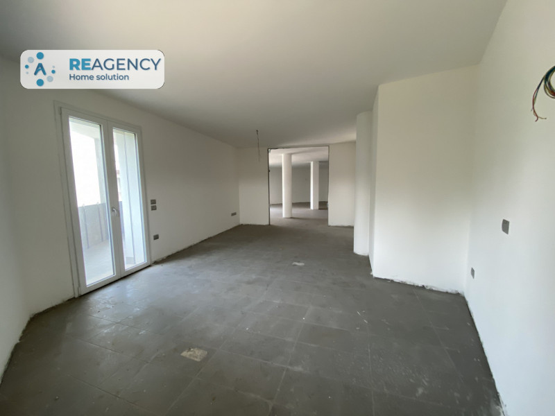 STAI CERCANDO UNA TIPOLOGIA DI ABITAZIONE ESCLUSIVA, MODERNA E DAGLI SPAZI INTERNI INTROVABILI?

...