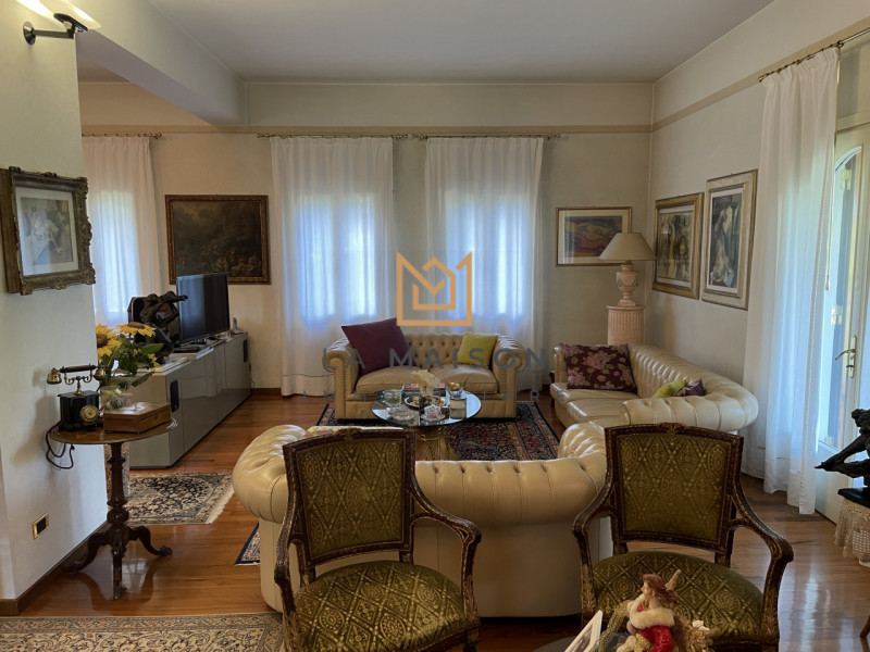 NOSTRA ESCLUSIVA: a pochi minuti dal  meraviglioso centro storico di Asolo siamo lieti di present...