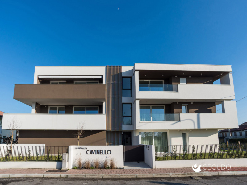 PIANIGA località Mellaredo CENTRO: nuovo Pronta consegna appartamento tricamere posto al primo pi...