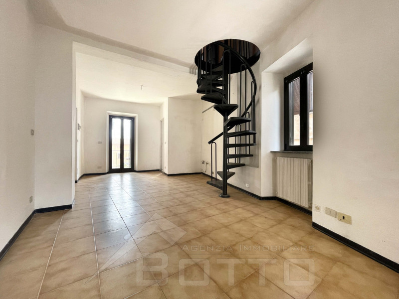 Apartment for sale in Soriso, city center