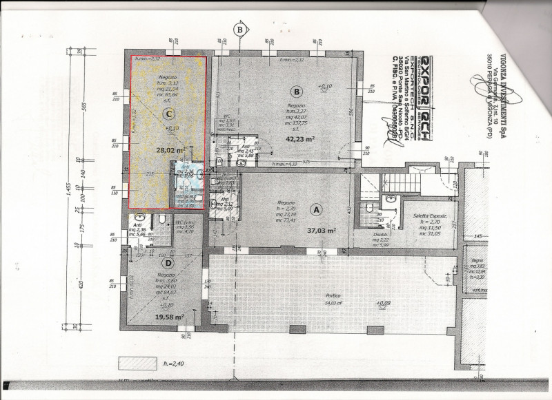 Proponiamo in affitto un luminoso ufficio al pian terreno nel comune di Vigonza, con una superfic...