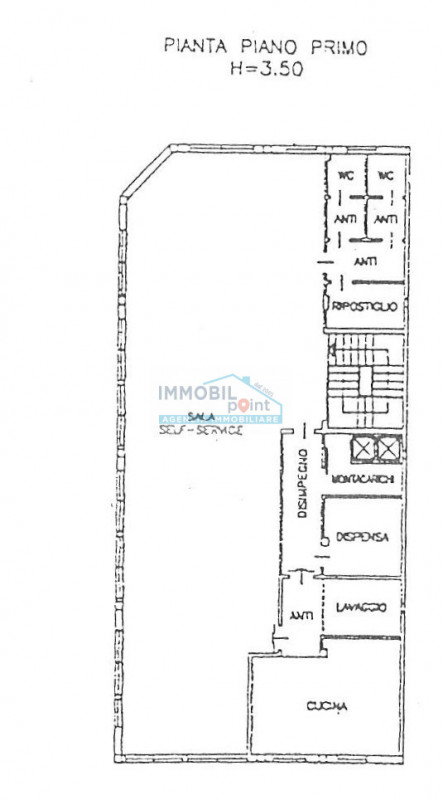 All'interno della Zona Industriale di Teolo proponiamo in esclusiva una porzione di testa di fabb...