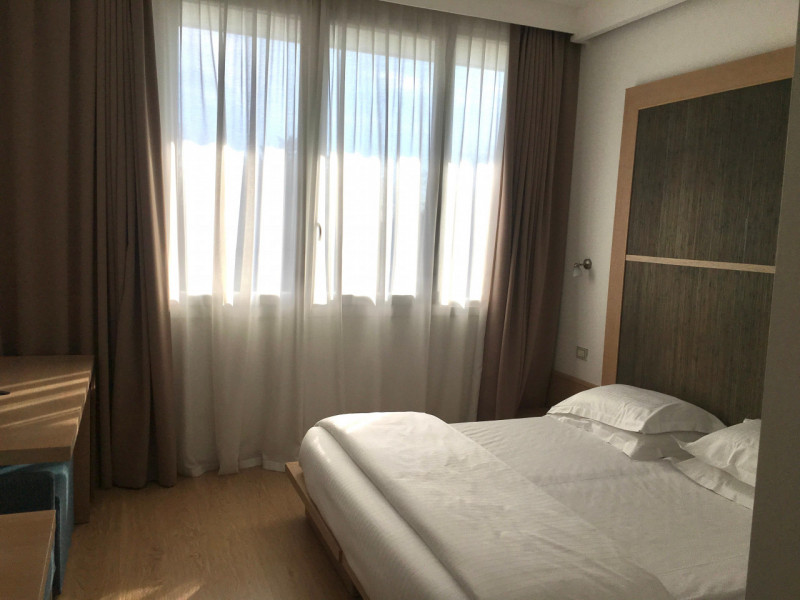 SPECOLA - IN OTTIMA POSIZIONE COMODO A TUTTI I SERVIZI AFFITTASI APPARTAMENTO SIGNORILE COMPOSTO ...