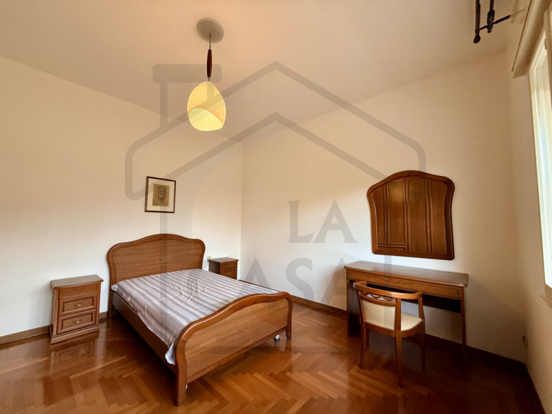 MONTEGROTTO TERME - In una splendida zona verde e tranquilla di Montegrotto Terme, a pochi minuti...