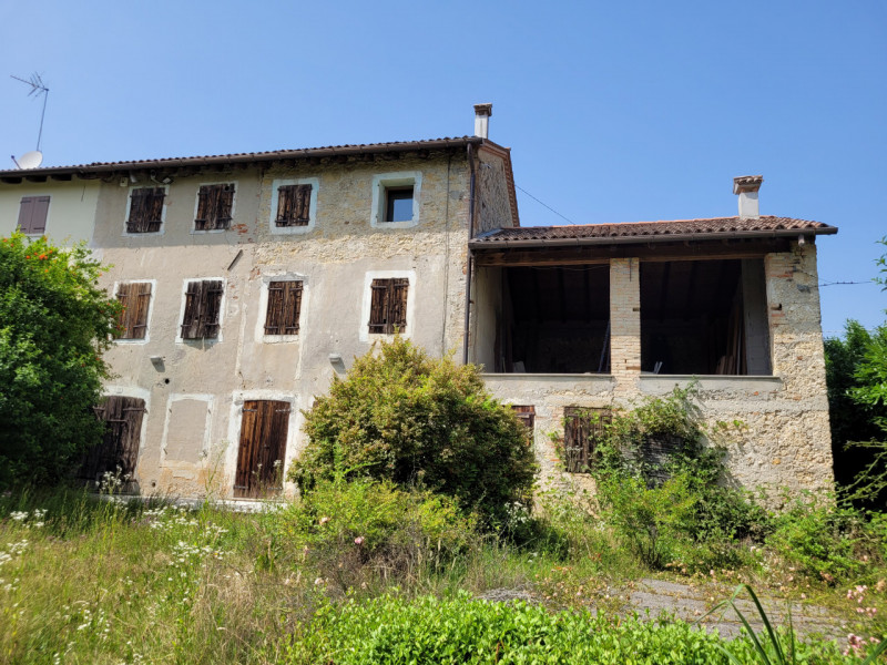 Vuoi cambiare il tuo appartamento perchè è troppo piccolo o non ha il giardino,. Con Noi hai la p...
