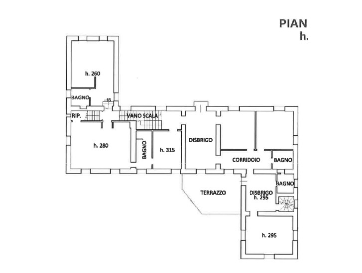 All’interno di un parco di 4.000mq, proponiamo in vendita una splendida villa storica, che si svi...