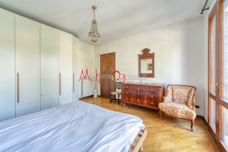 PADOVA ZONA SACRA FAMIGLIA - Proponiamo in esclusiva bifamiliare intera composta da due unità aff...