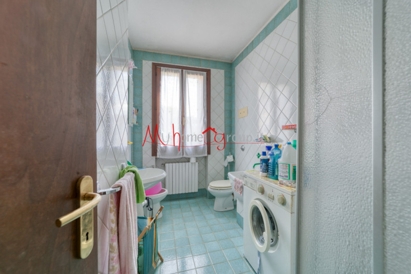 PADOVA ZONA SACRA FAMIGLIA - Proponiamo in esclusiva bifamiliare intera composta da due unità aff...