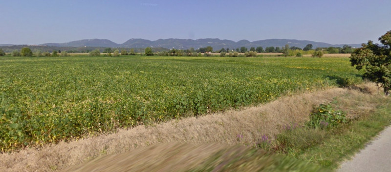 BARBARANO MOSSANO: In zona tipicamente rurale, disponibile appezzamento in corpo unico di terreno...