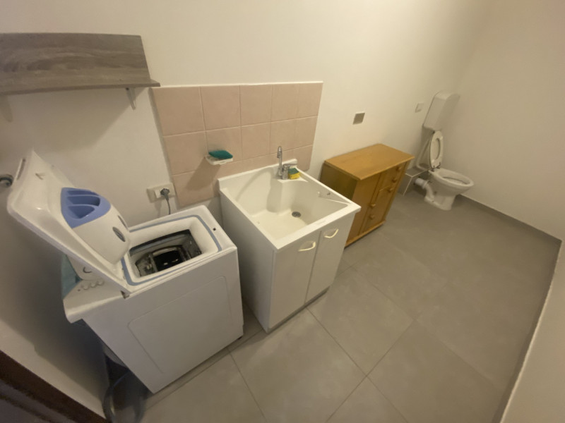 SOLO LAVORATORE REFERENZIATO Mortise: In zona comodissima a tutti i principali servizi nelle imme...