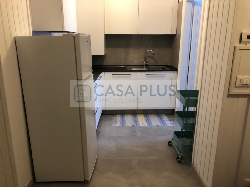 AMPIA MANSARDINA MONOLOCALE arredata completamente con elettrodomestici e stoviglie incluse, unic...