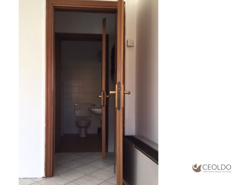 LIMENA-TAGGI': proponiamo questo negozio di mq 60 circa utili interni con ampio parcheggio dedica...