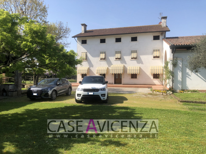 Rustico/Casale in Vendita a Vicenza
