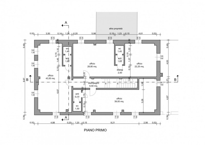PIOVE DI SACCO centro – In piccolo edificio di soli due piani si propongono 3 uffici al piano pri...