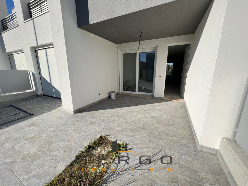 (Per INFO Cristina 3389226442) Albignasego. Trifamiliare di nuova costruzione in classe A4+ su du...