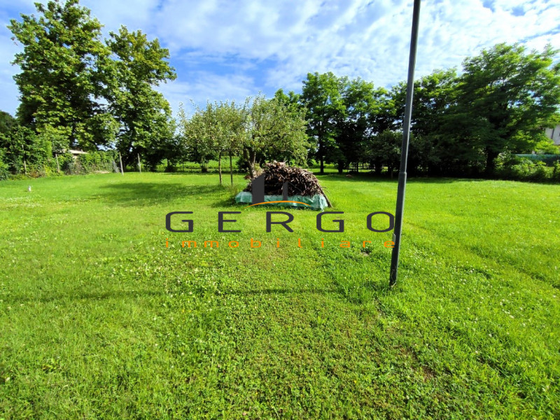 (Per INFO Mattias 3494222146) A Fontanelle, in frazione, a pochi metri da Oderzo e dal centro di ...